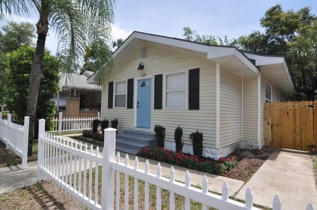 325 14th Street N St Petersburg FL 33705