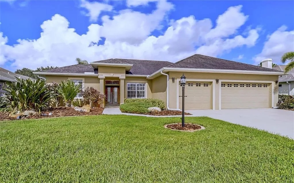 2332 Vintage Street Sarasota FL 34240