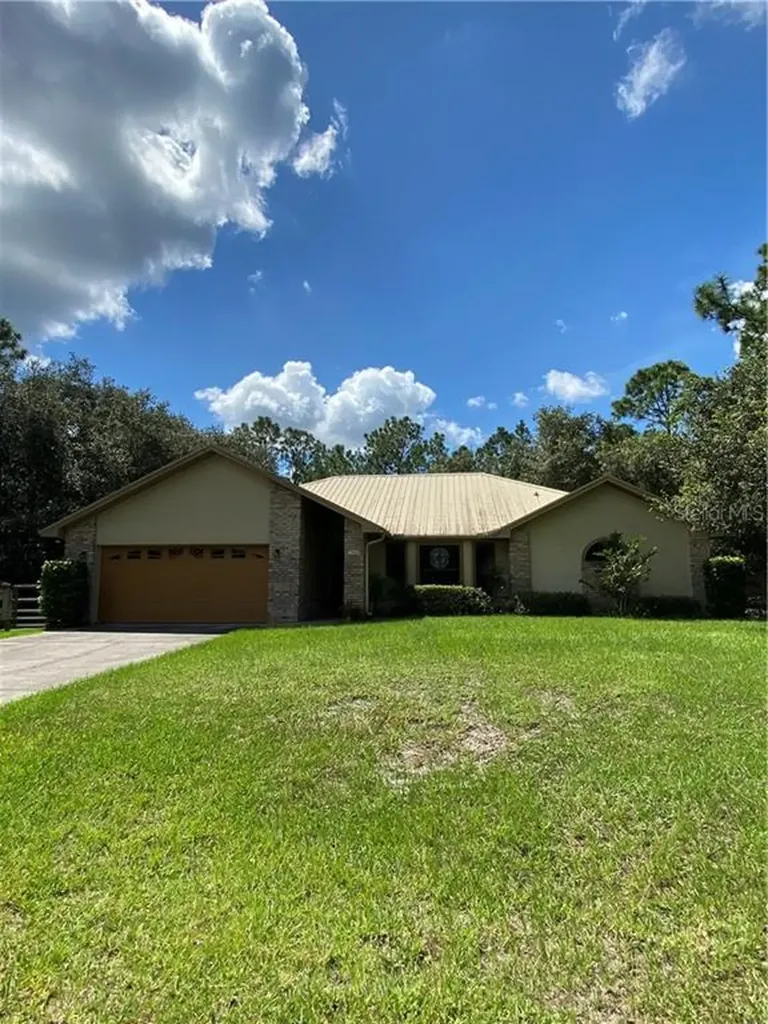 1860 Mustang Court Saint Cloud FL 34771