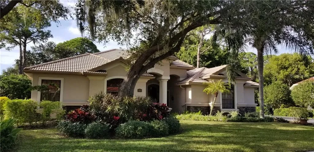8612 Woodbriar Drive Sarasota FL 34238