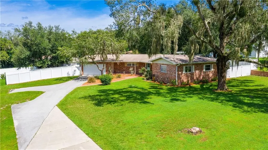 37145 Waldo Drive Dade City FL 33525