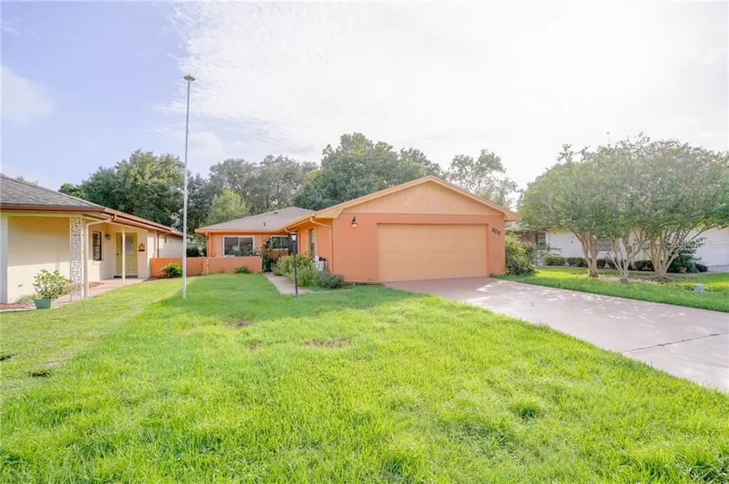 609 Turnberry Court Winter Haven FL 33884