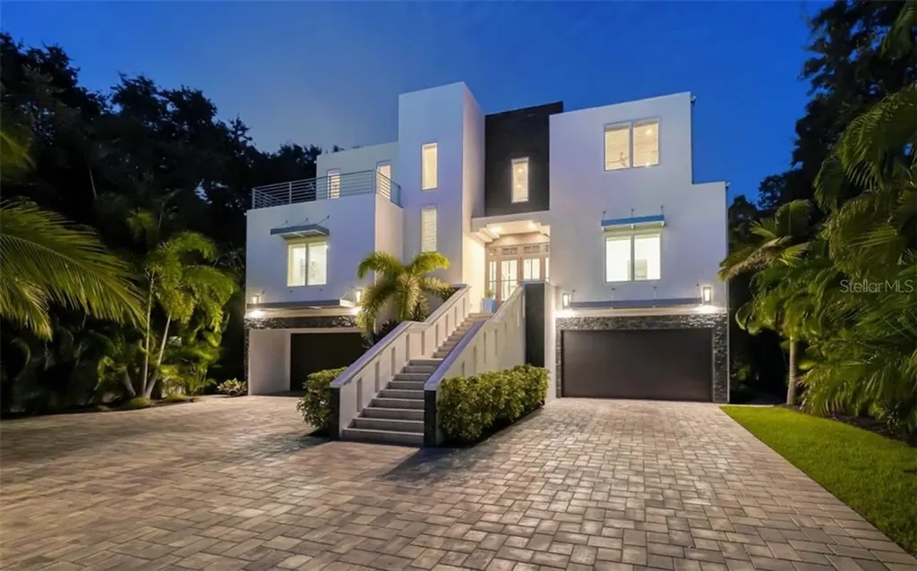 8307 Midnight Pass Road Sarasota FL 34242