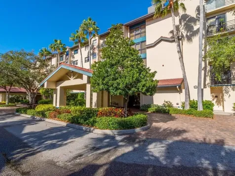5400 Eagles Point Circle Sarasota FL 34231