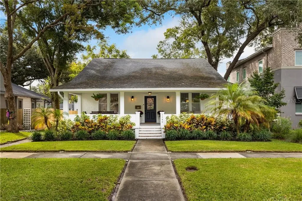 1146 24th Avenue N St Petersburg FL 33704