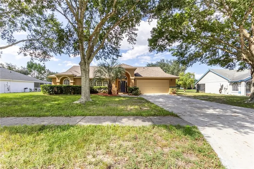 13044 Scottish Pine Lane Clermont FL 34711