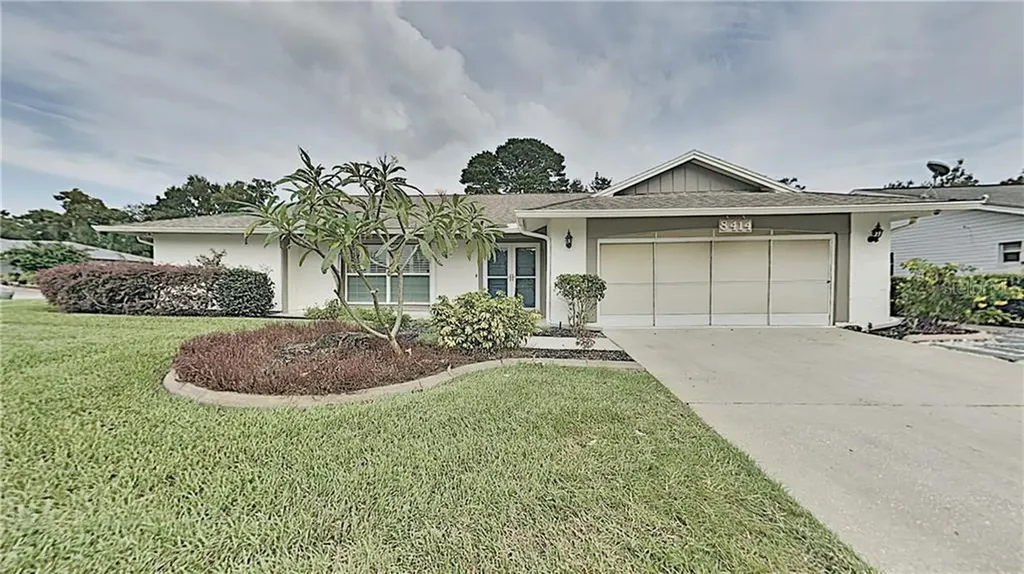 8414 Reynolds Drive Hudson FL 34667