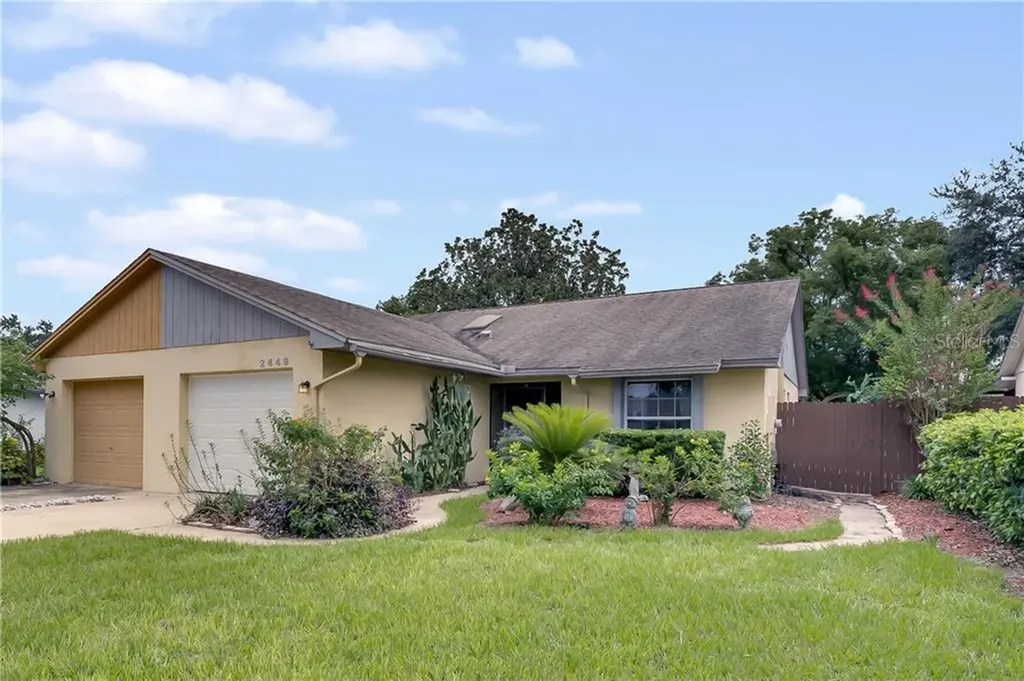 2449 Long Meadow Way Orlando FL 32817