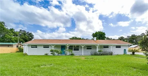 1090 Bay Road Mount Dora FL 32757