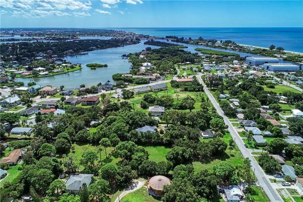 260 Shore Road Nokomis FL 34275