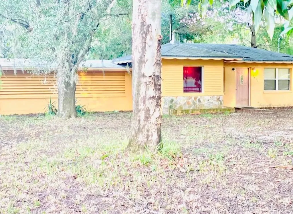 6411 13th Street Court E Bradenton FL 34203