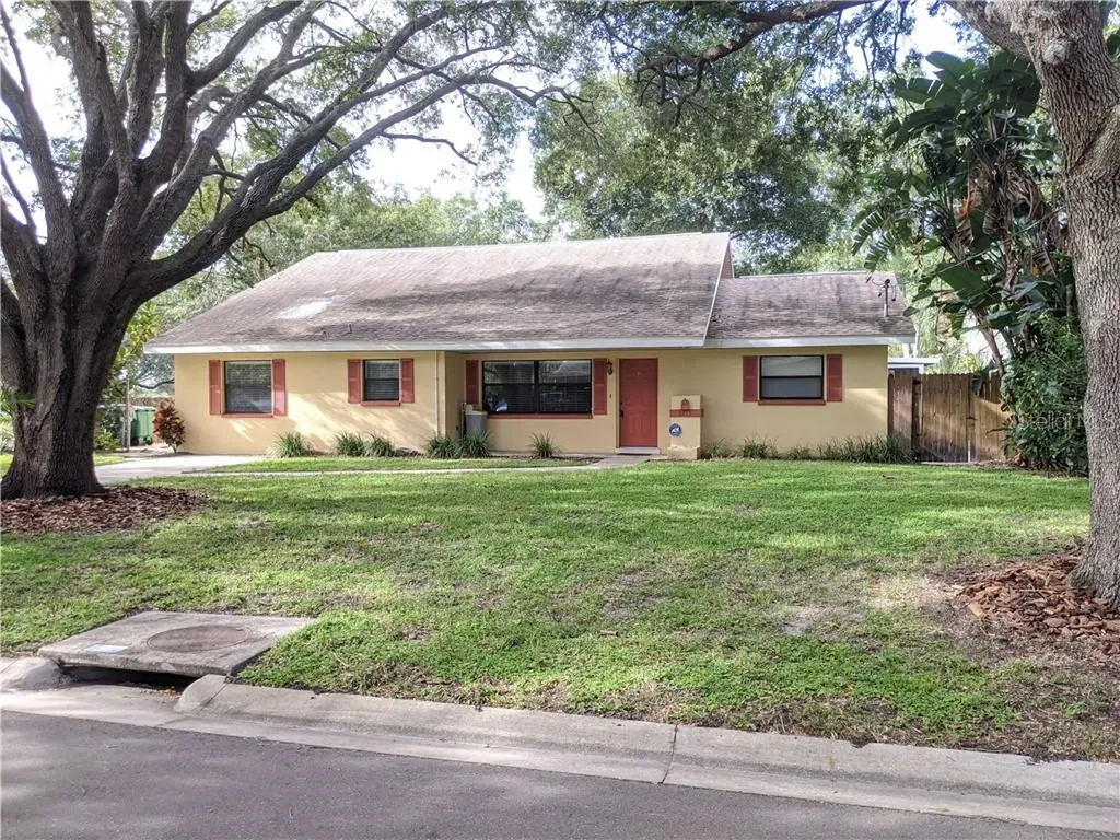 3415 W Carrington Street Tampa FL 33611