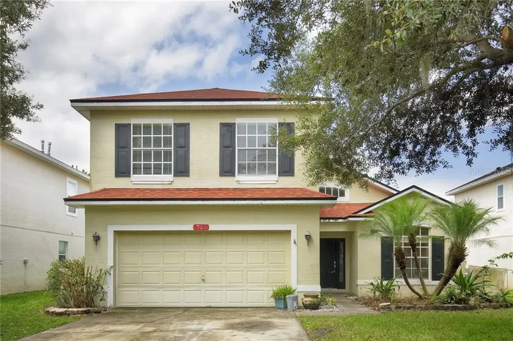 724 Pinewood Drive Davenport FL 33896