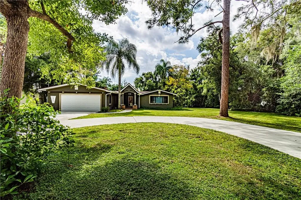 530 Queens Mirror Circle Casselberry FL 32707
