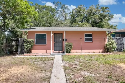 4821 14th Avenue S St Petersburg FL 33711
