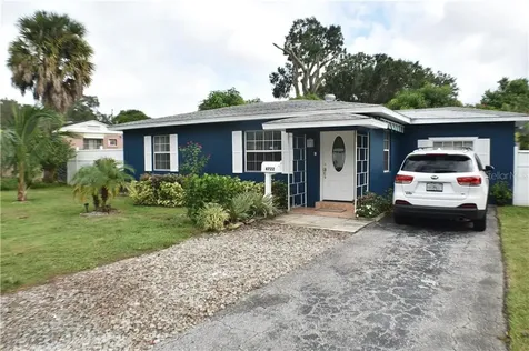 4722 30th Avenue N St Petersburg FL 33713