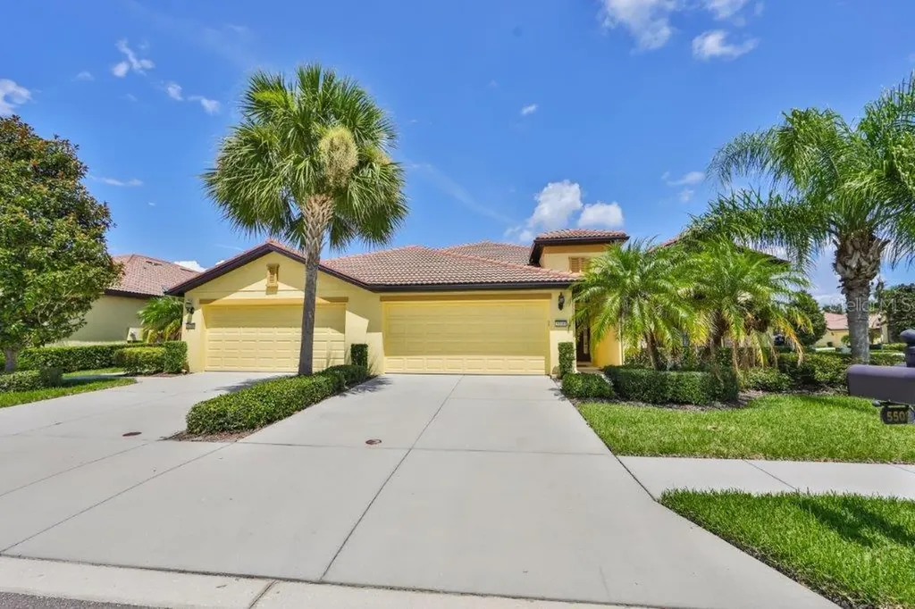 5510 Sunset Falls Drive Apollo Beach FL 33572