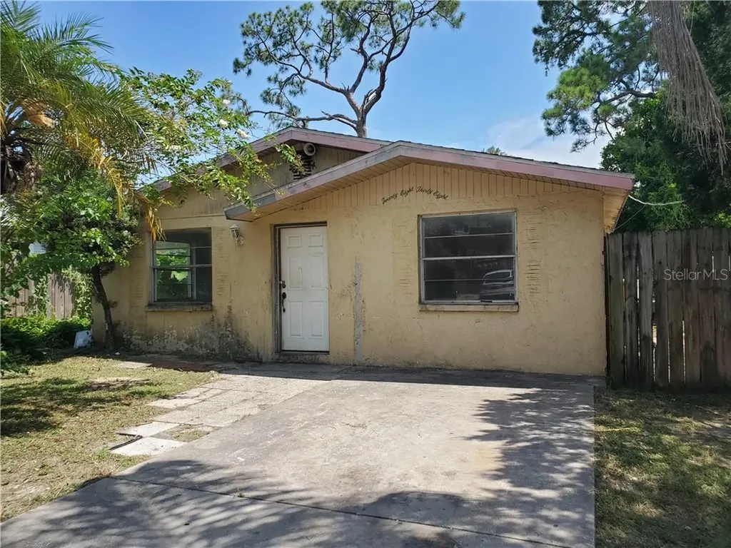 2838 Sterling Lane Sarasota FL 34231
