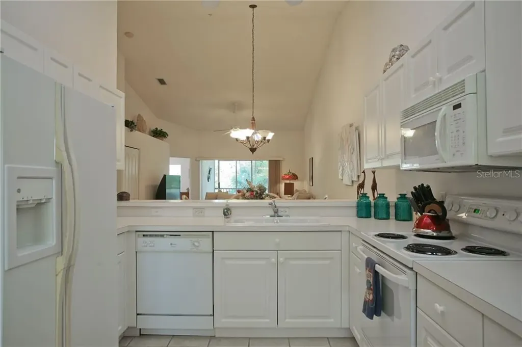 5270 Hyland Hills Avenue Sarasota FL 34241