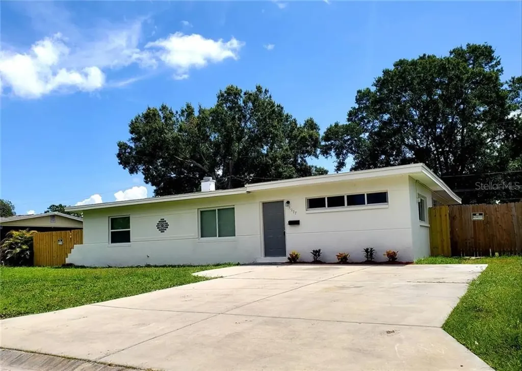 5997 13th Street N St Petersburg FL 33703