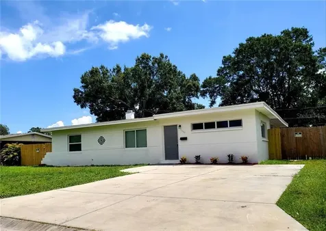 5997 13th Street N St Petersburg FL 33703