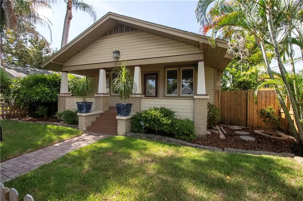 1530 21st Avenue N St Petersburg FL 33704