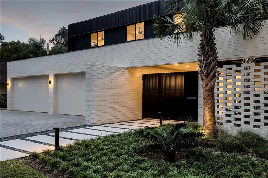 1718 Lakeside Drive Orlando FL 32803