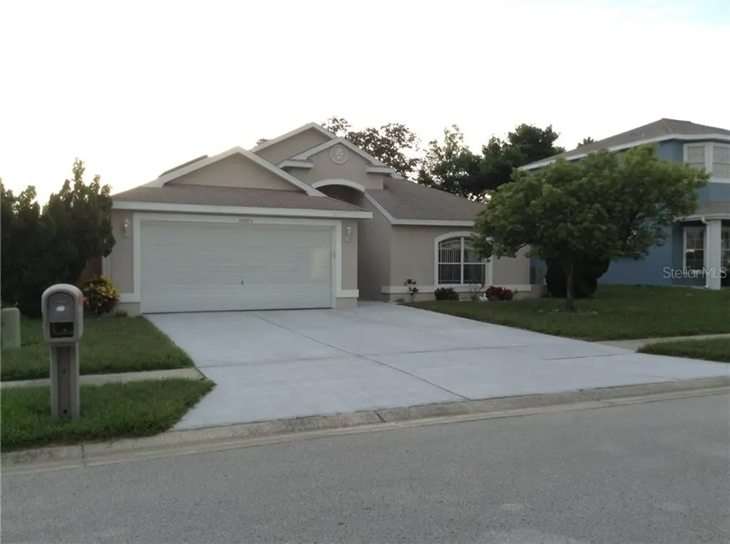 10205 Peoples Loop Port Richey FL 34668