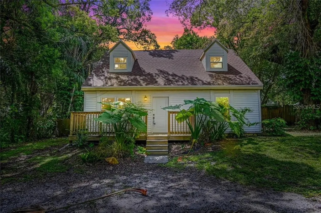1803 E Norfolk Street Tampa FL 33610