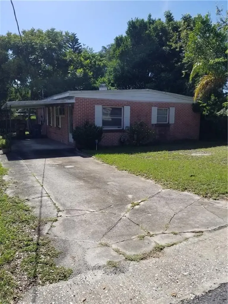 1109 India Street Haines City FL 33844