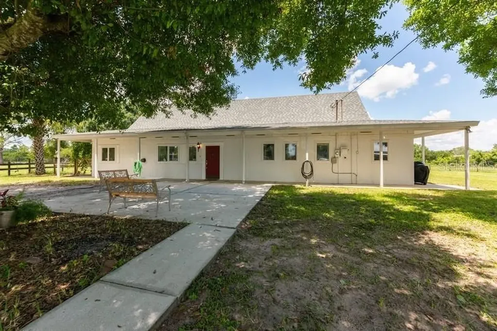 6975 274th Street E Myakka City FL 34251
