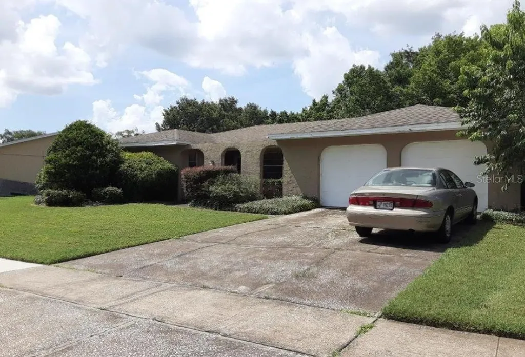6327 Hidden Dale Avenue Orlando FL 32819
