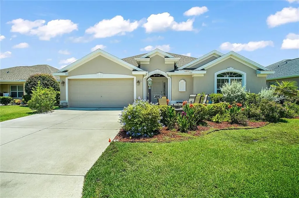 1742 Pennecamp Drive The Villages FL 32162