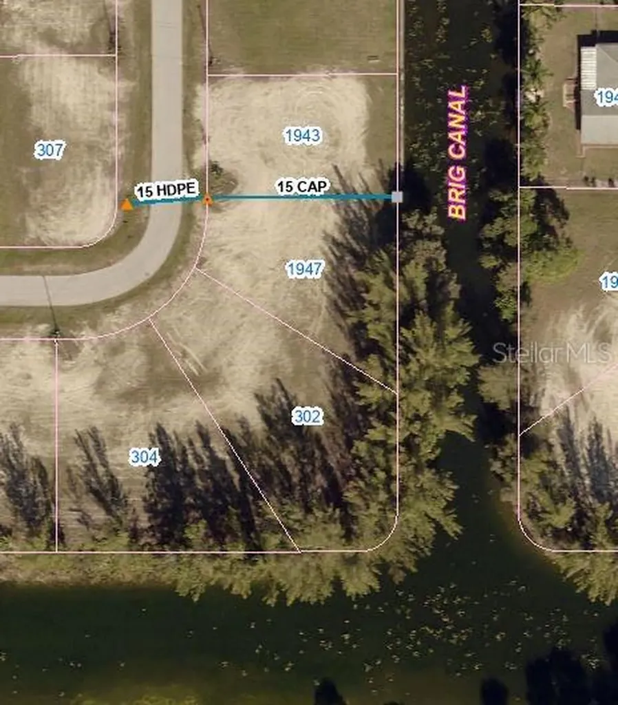 1947 SW 3rd Avenue Cape Coral FL 33991