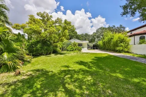 1207 W Charter Street Tampa FL 33602
