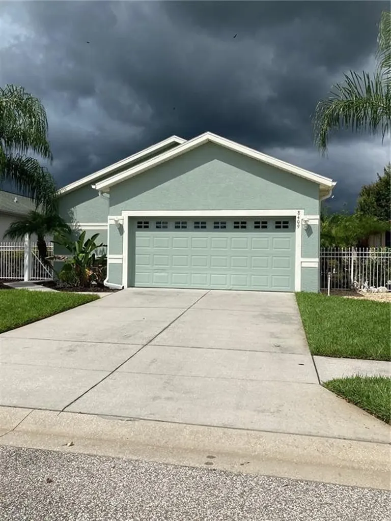 8409 Tarocco Court Land O Lakes FL 34637