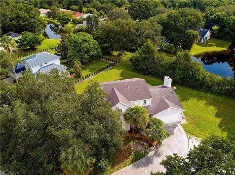 110 Whispering Oaks Court Sarasota FL 34232