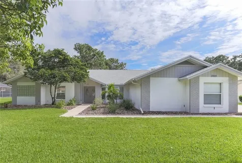 3003 Forest Club Drive Plant City FL 33566