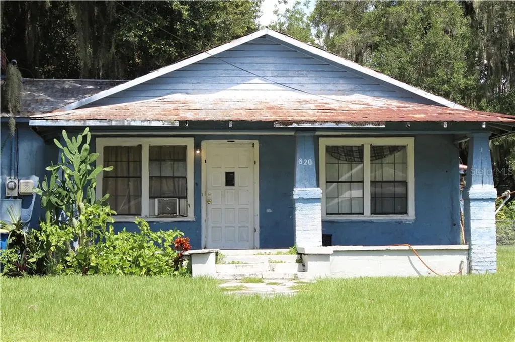820 S 5th Avenue Bartow FL 33830