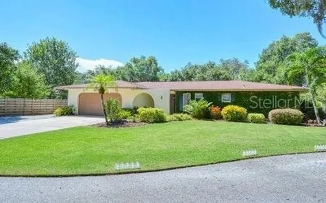 2258 Cameron Lane Sarasota FL 34231