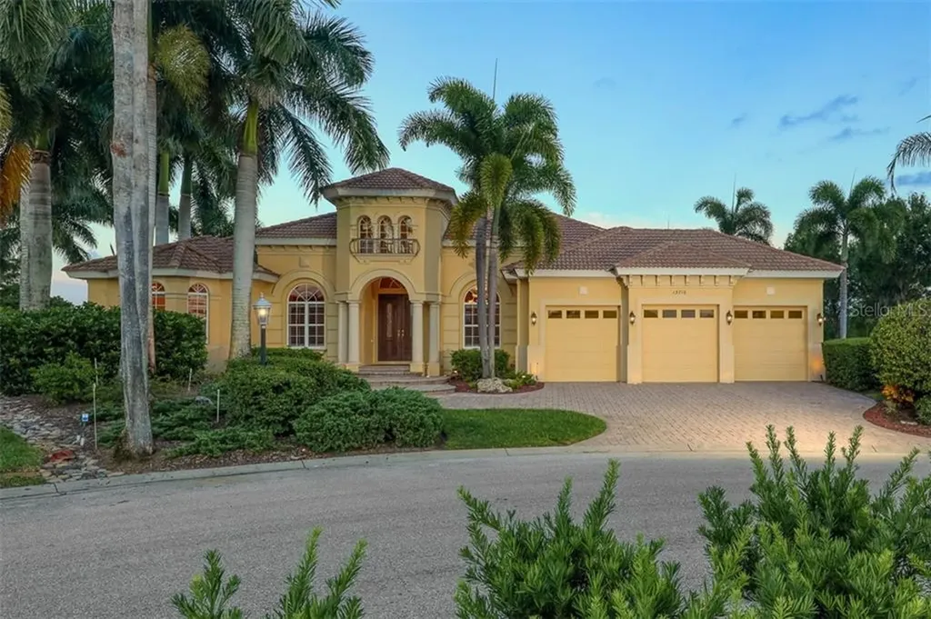 13716 Red Rock Place Lakewood Ranch FL 34202