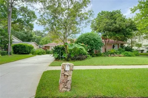 4216 Cartnal Avenue Tampa FL 33618