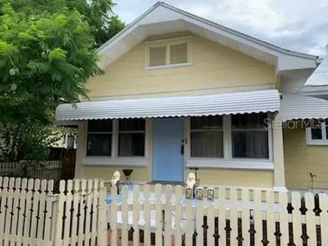 626 7th Avenue N St Petersburg FL 33701