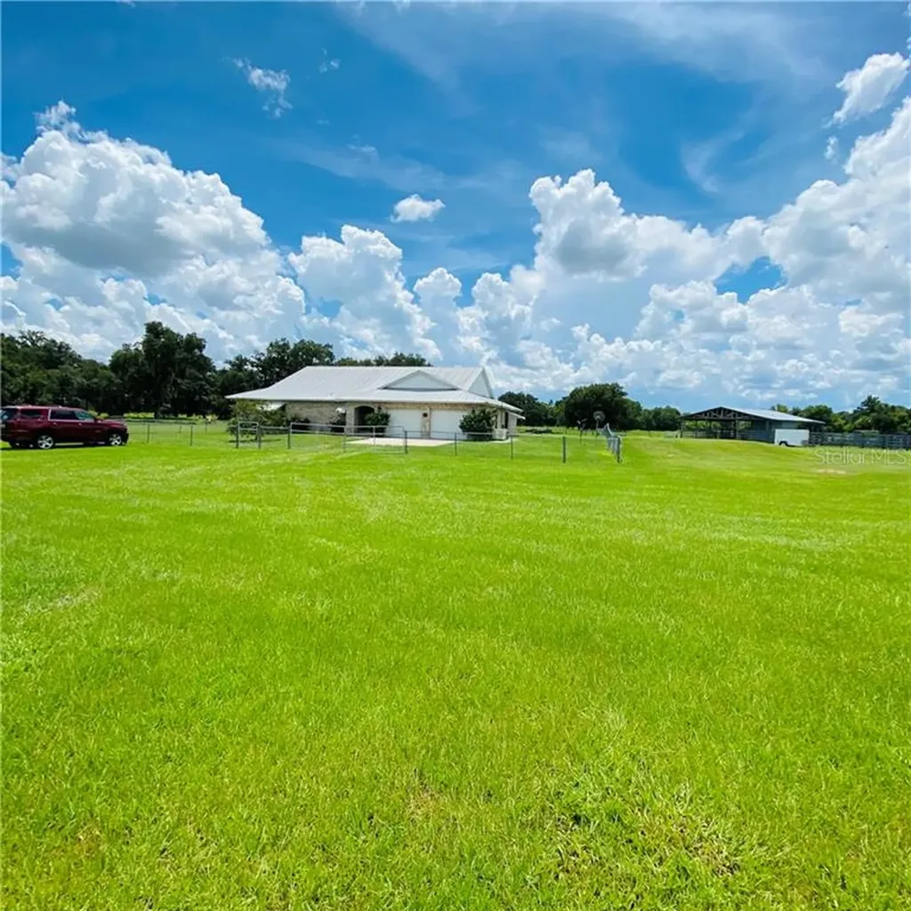 1300 Whitman Lane Kenansville FL 34739