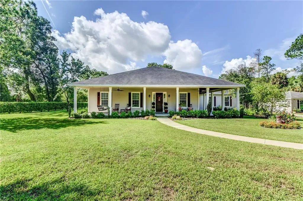 1920 Glenwood Oaks Lane Deland FL 32720