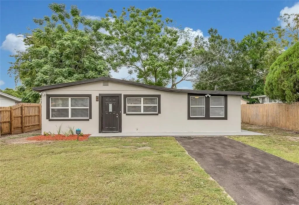 10009 N Altman Street Tampa FL 33612