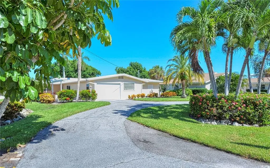 501 Yawl Lane Longboat Key FL 34228