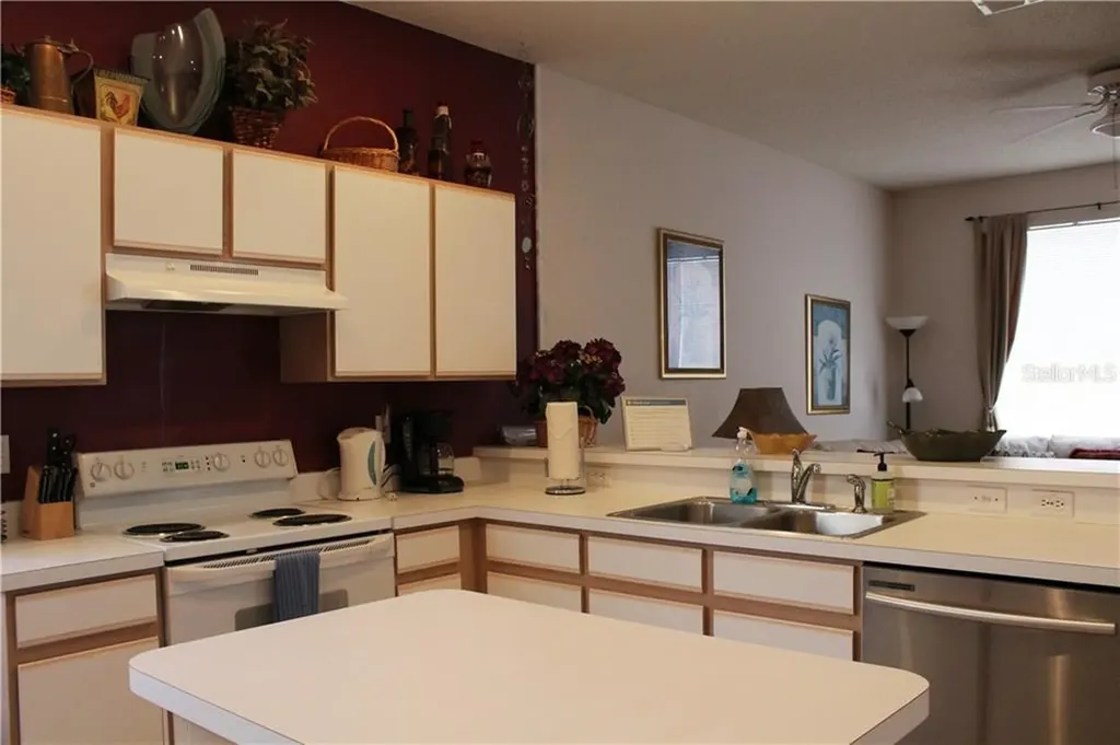 4668 56th Terrace E Bradenton FL 34203