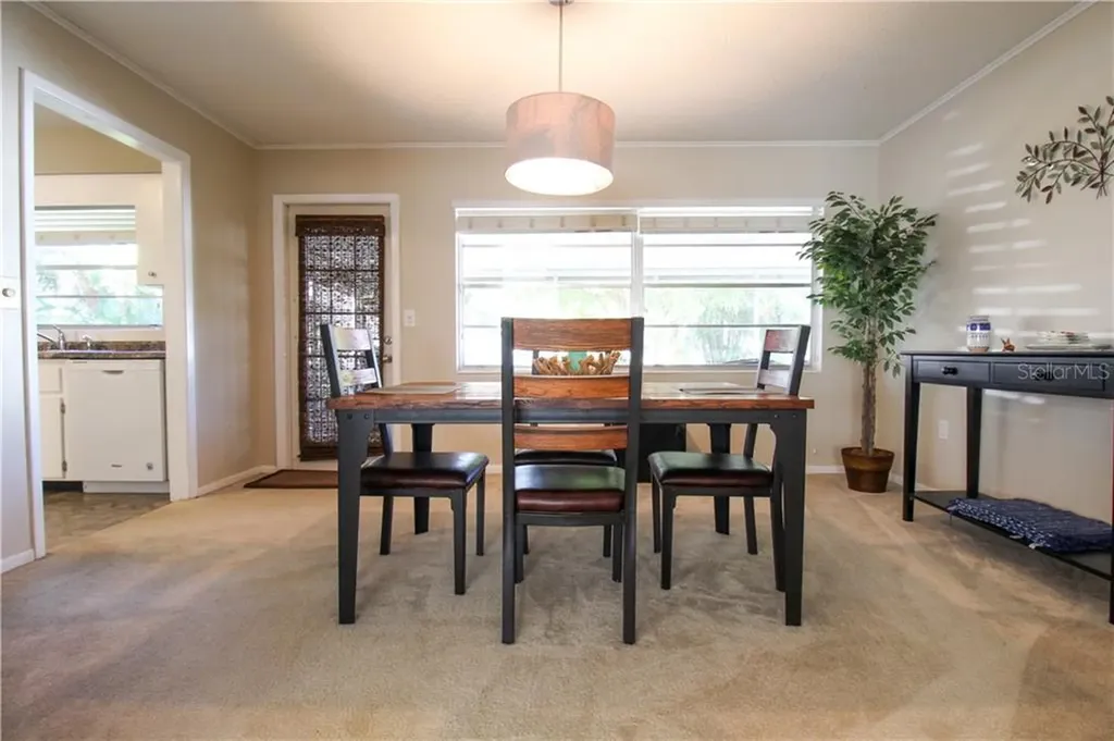 2806 Taunton Drive W Bradenton FL 34205