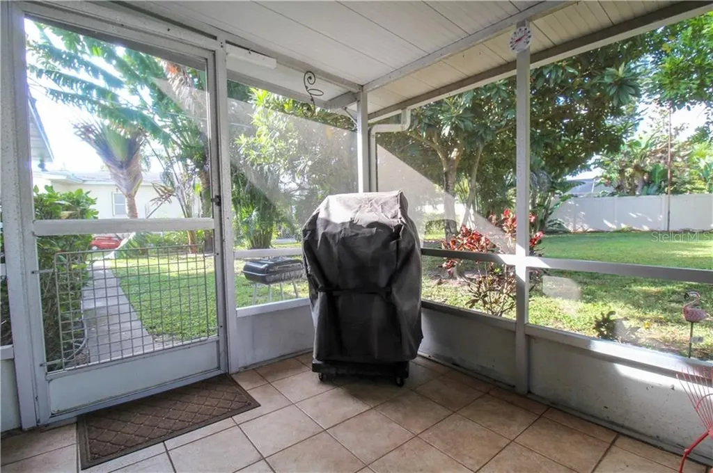 2806 Taunton Drive W Bradenton FL 34205